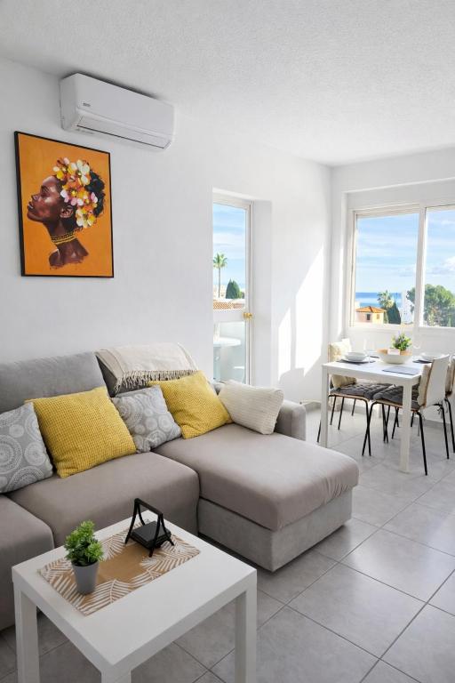 Moderno apartamento muy luminoso con vistas al mar - 1