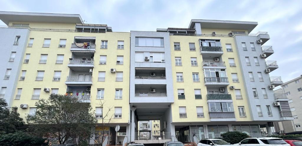 Cozy City Studio in Podgorica, Blok 9 - 4