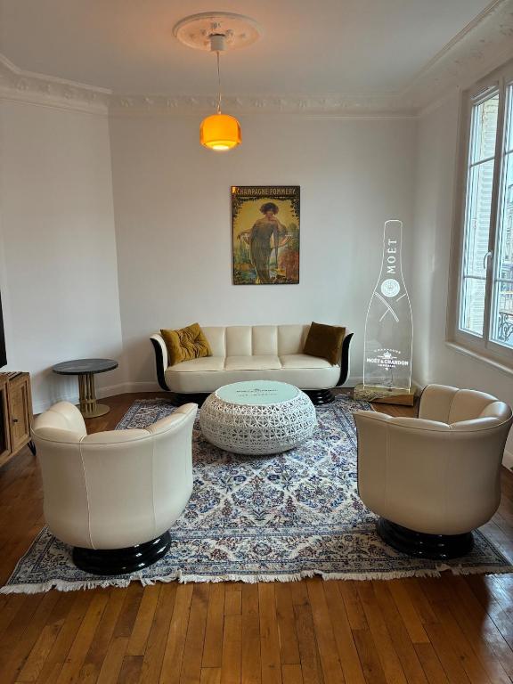 Beautiful 2 bedroom apartment - prime location - 1