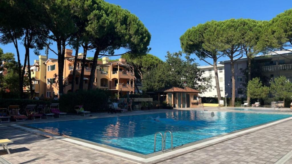 Seaside apartment with shared pool - 3