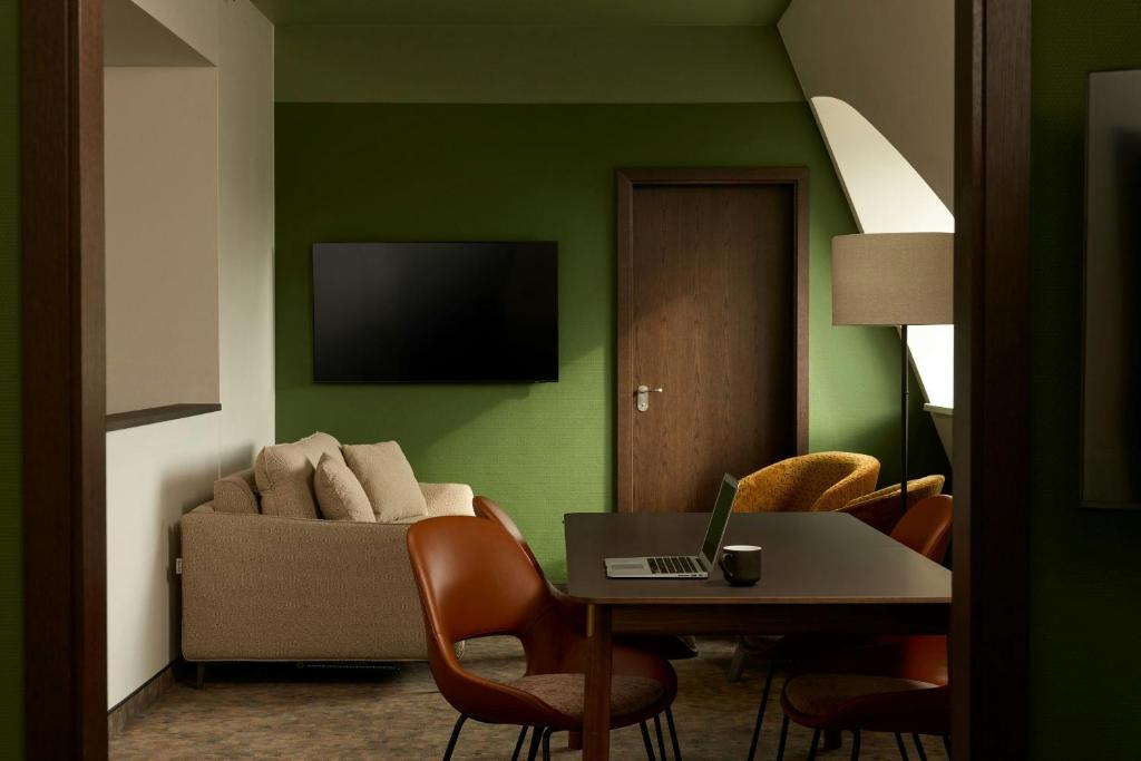 The Cloud One Frankfurt-Metropolitan — Hotel rooms in Frankfurt am Main, Hesse