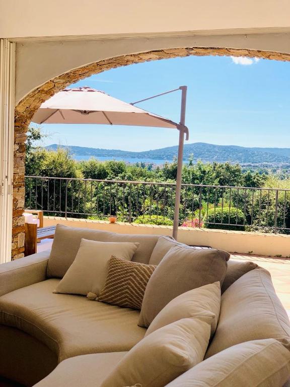 Three-Level Villa Overlooking Saint-Tropez - 5