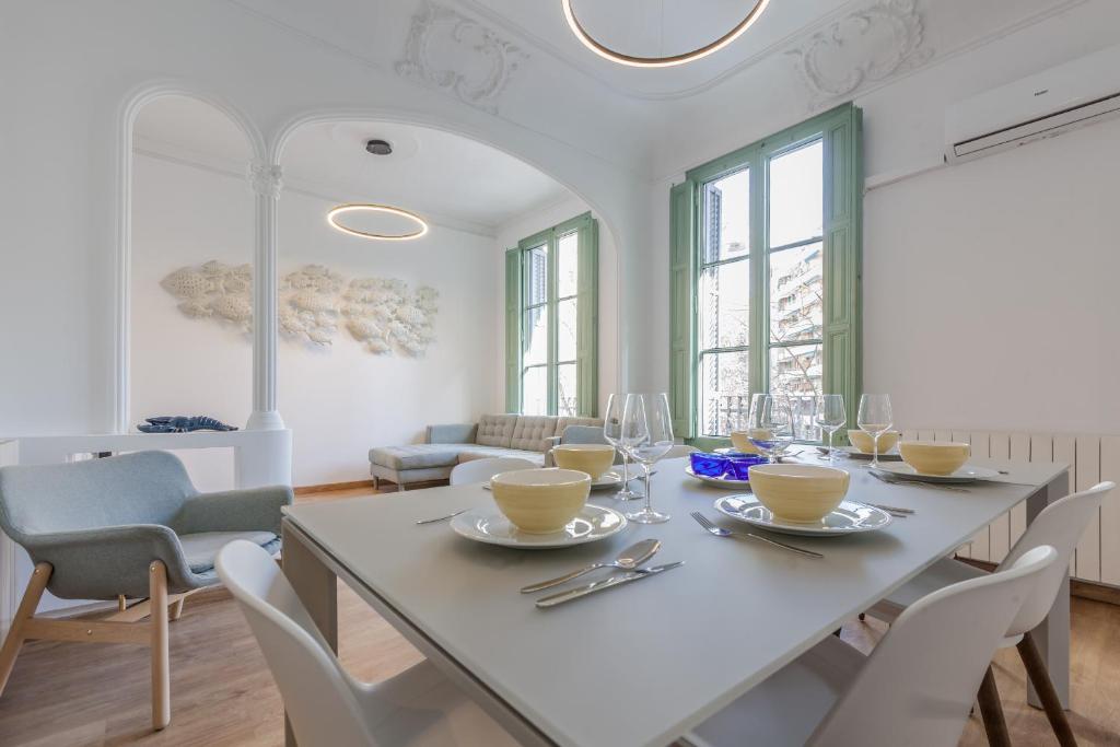 Modernist Apartment 2 - 2