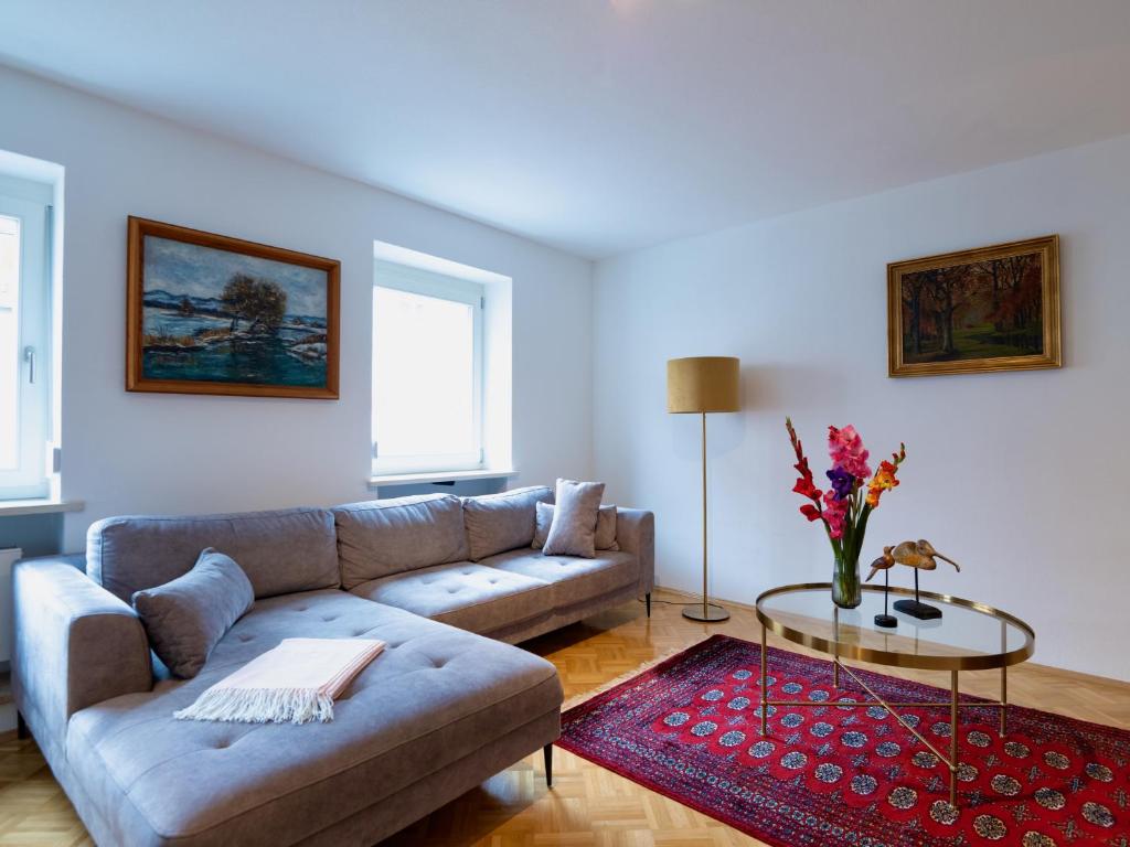 Zentrales Apartment für 8 Personen - 4 Schlafzimmer - Balkon - 4