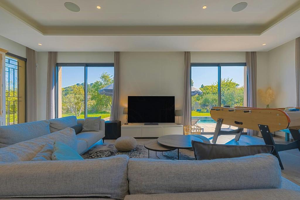House With Pool And Vineyards In Saint-Tropez - 5