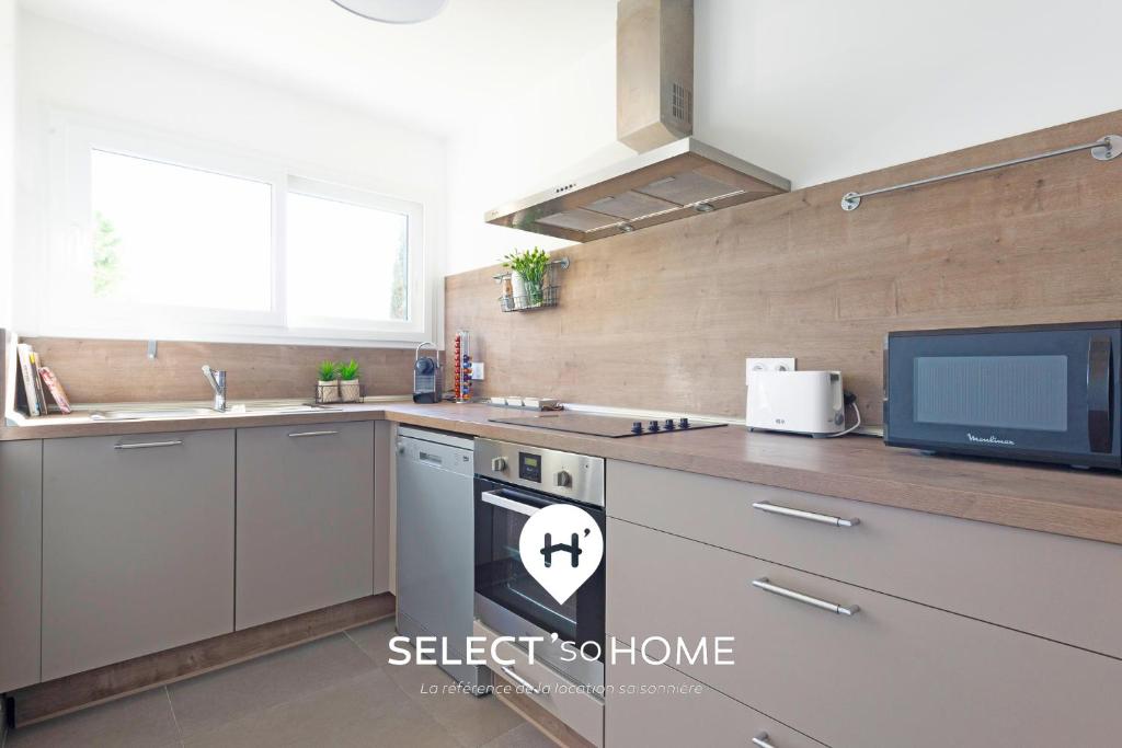 SELECT'soHOME - Appartement pour 4 personnes avec terrasse, parking privé et vue mer ! - FOS-04 - 2