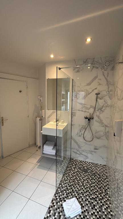 Hotel Richmond Gare du Nord - 2