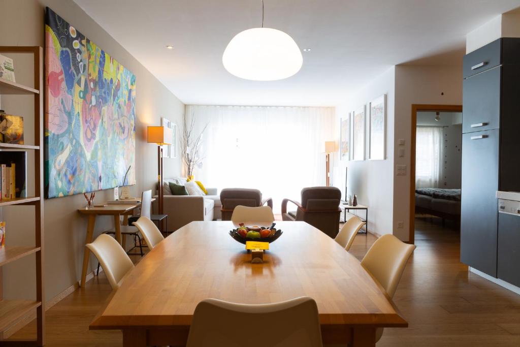 Chesa Altrova Alpine Apartment - 2