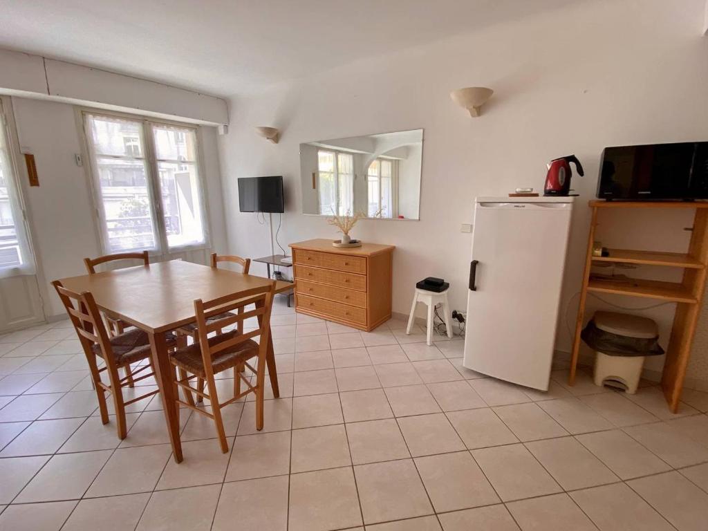 Cannes proche croisette - Studio balcon vue jardin - 4