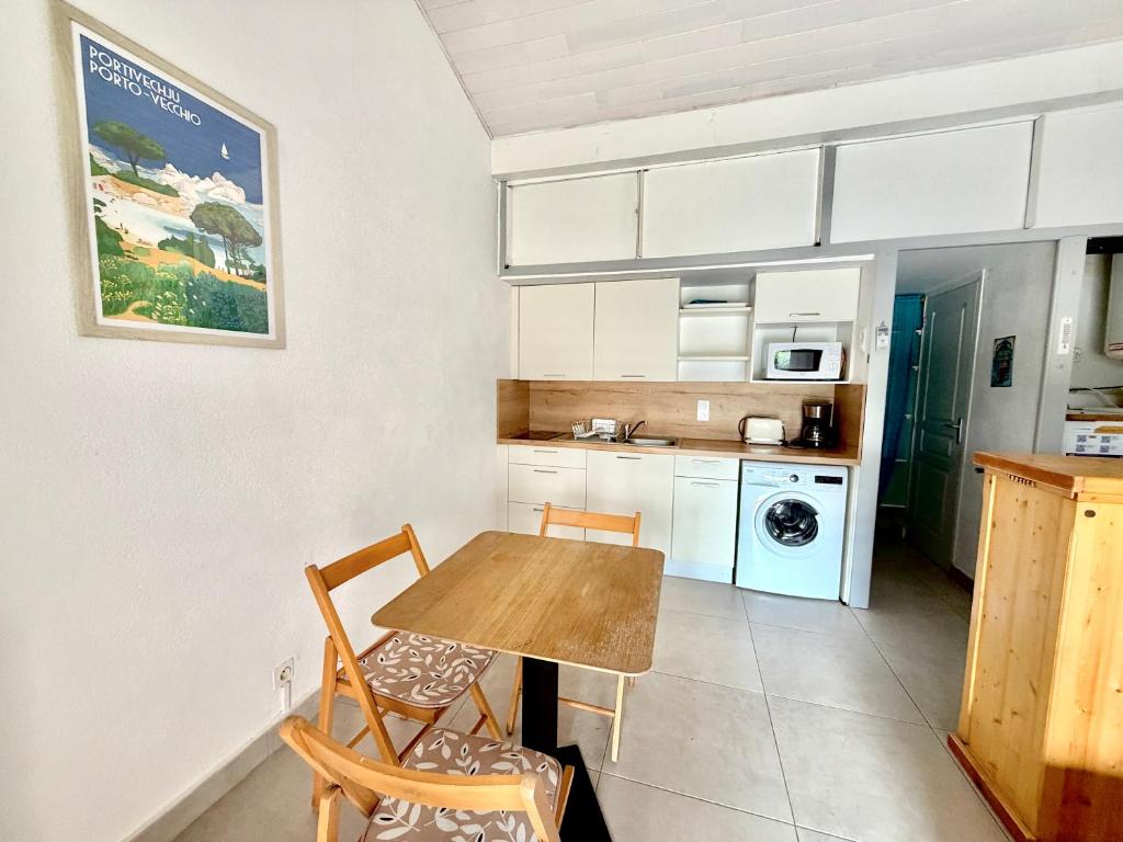 Villa Occhiatana, Santa Giulia - 3