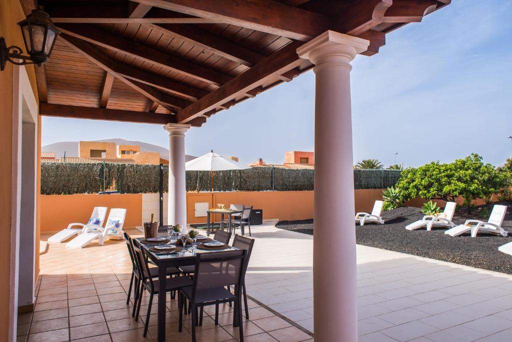 Villa Joy Private Pool Corralejo By Holidays Home - 4