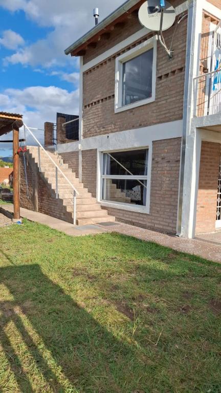 Casa para 5 personas a 1 cuadra del río los Reartes - 3