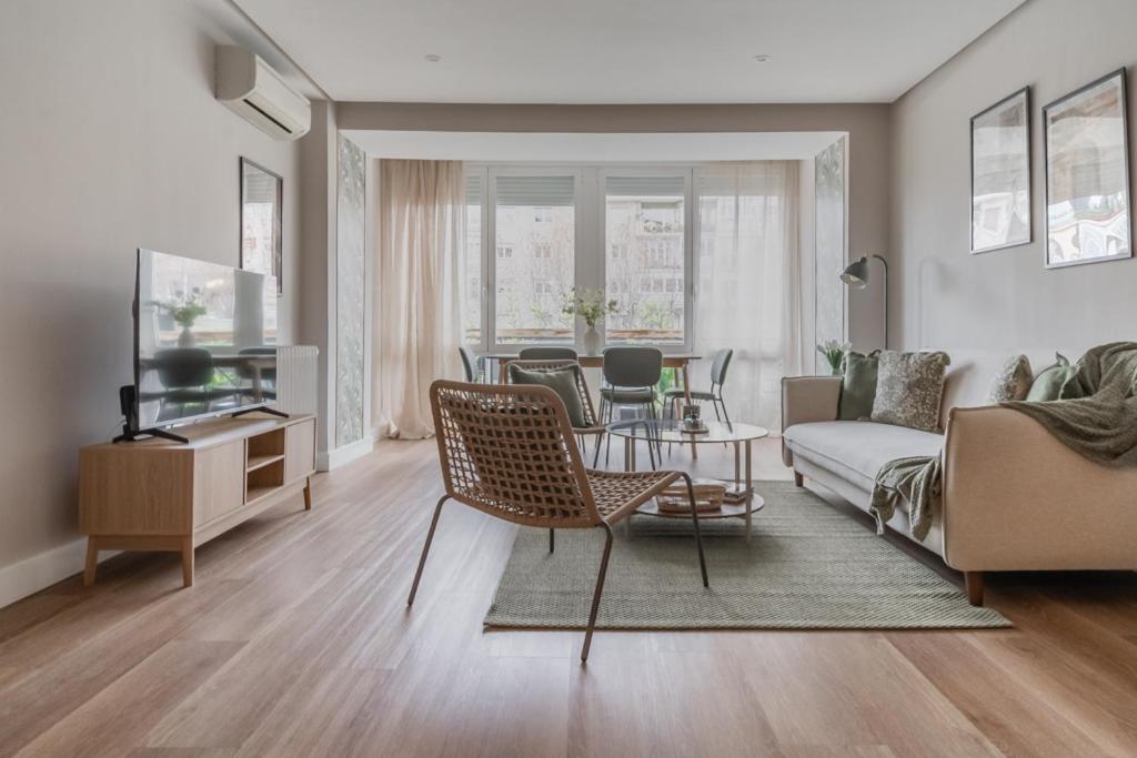 Exclusive cozy -2Bdrs 1.5Baths-Bernabéu - 2