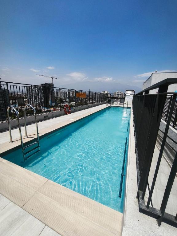 Modern and comfortable for two with great connectivity - 2