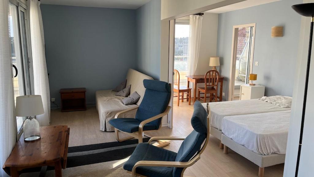 Emerald Escape - Saint-Malo View, Beach at Your Doorstep, Parking - 4
