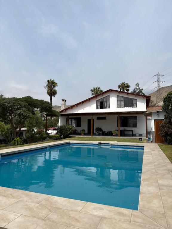 Hermosa casa de campo - 1