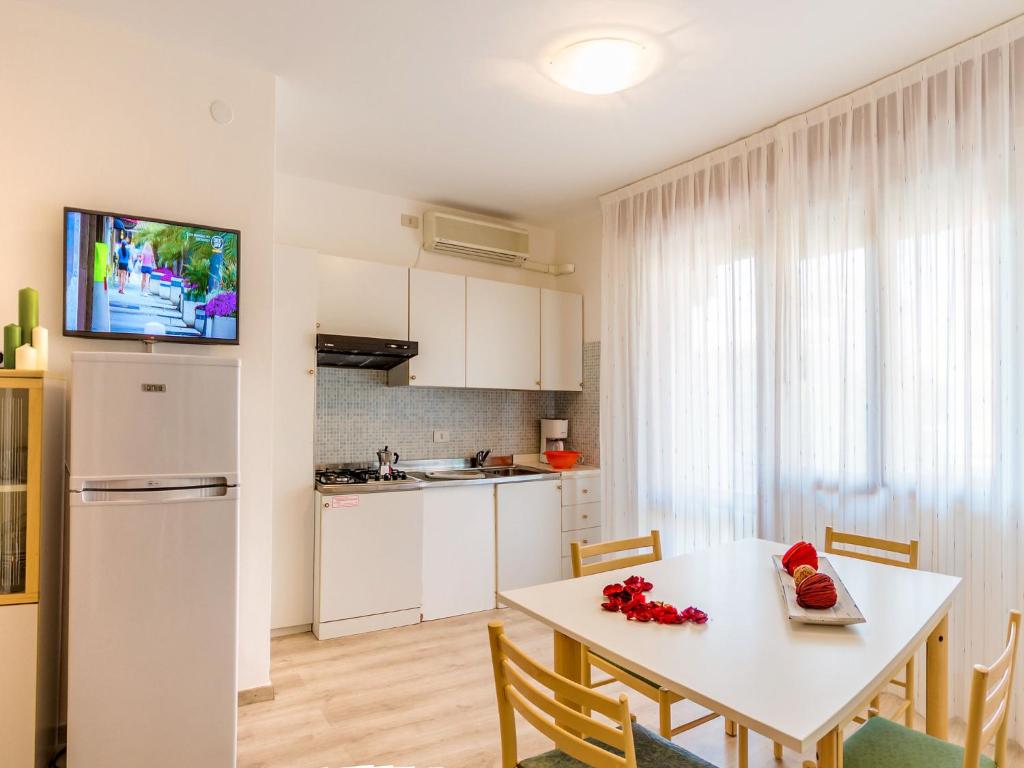 Apartment Antonella-2 by Interhome - 4