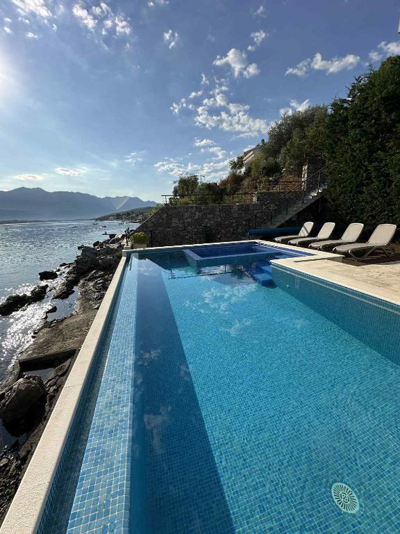 Villa Krasici Montenegro - 4
