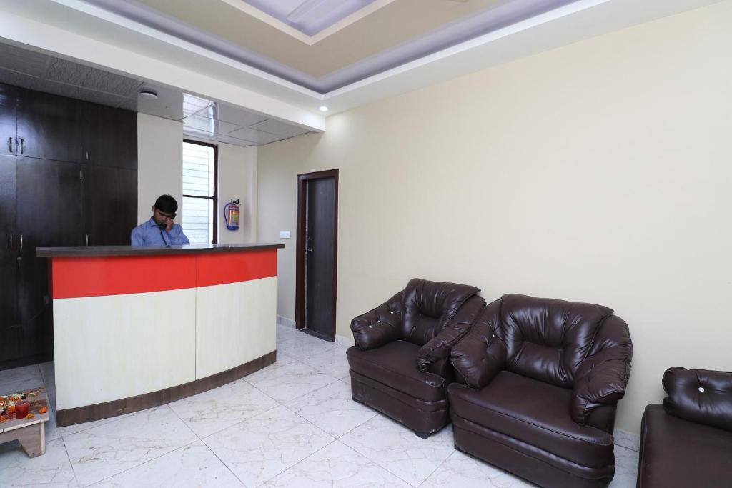 フロント・ロビー