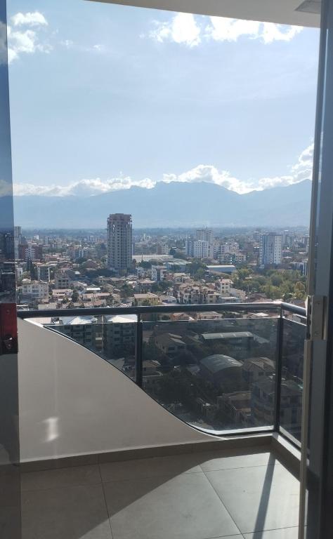 Luxury and Comfort on Av America - 4