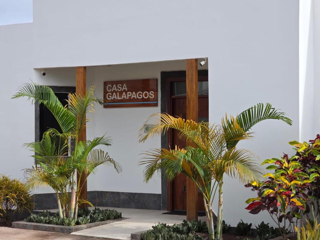 CASA GALAPAGOS by Hostal Fragata - 2