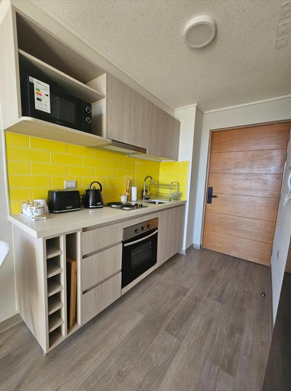 Modern fully equipped studio with parking - 5