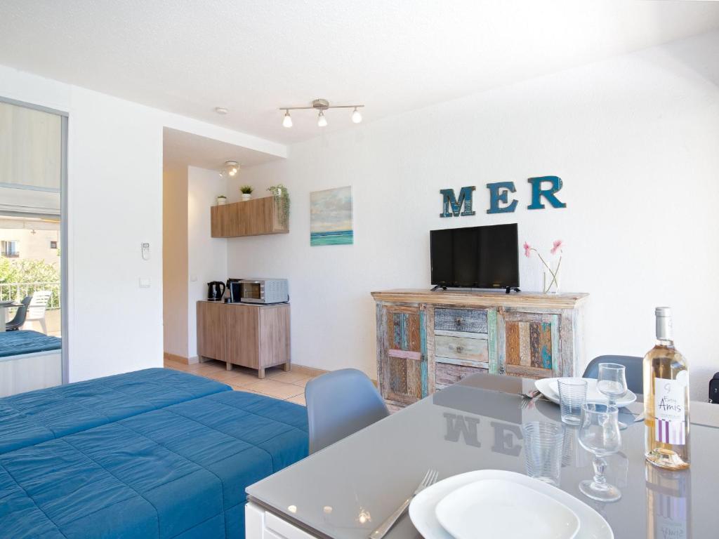 Studio Climatisé Proche Plage et Commerces avec Balcon, Wi-Fi et Parking - FR-1-466A-16 - 2