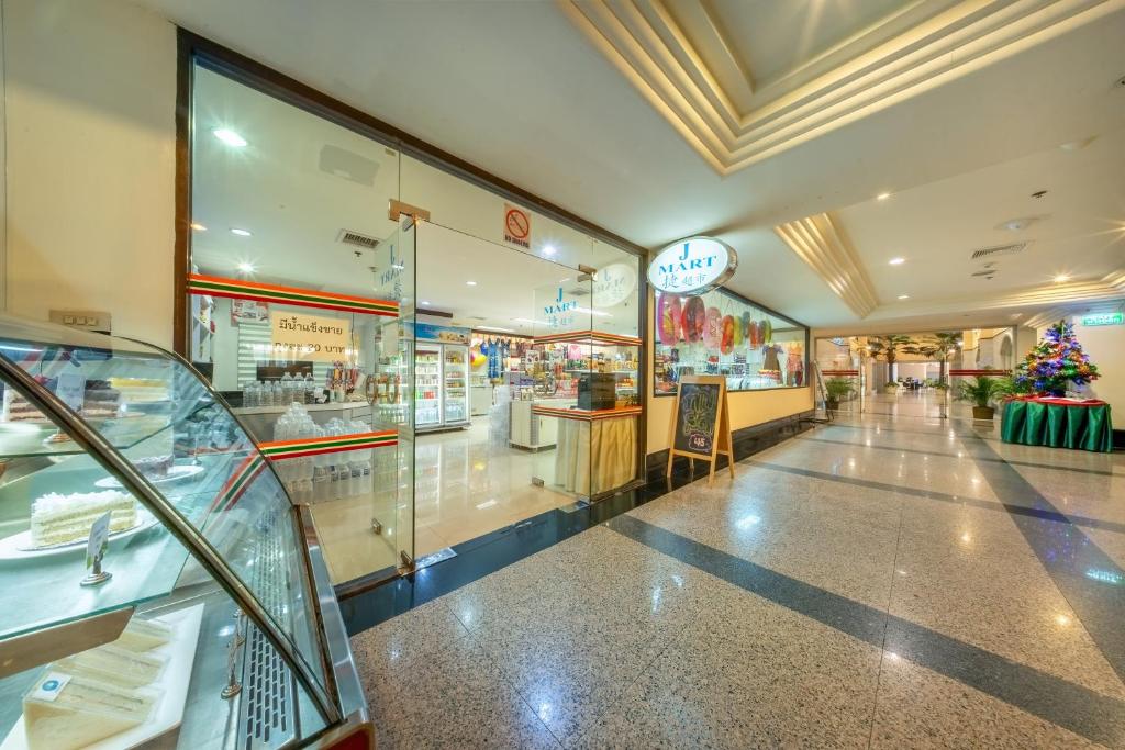 Mâncare şi băutură