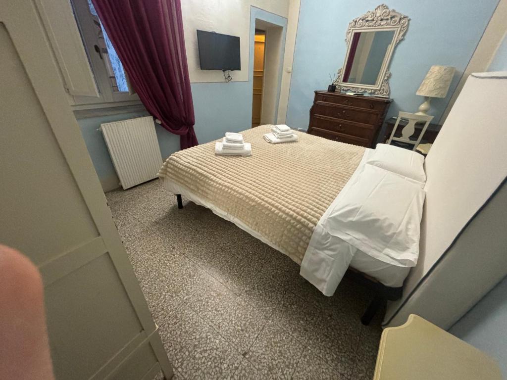 B&B Pantaneto - Palazzo Bulgarini - 4