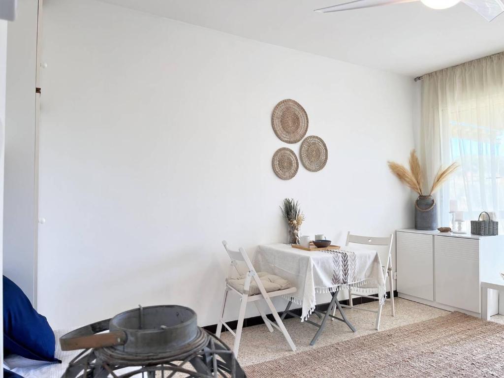 BO270-C15 Appartement Studio 3 couchages BORMES LES MIMOSAS - 1