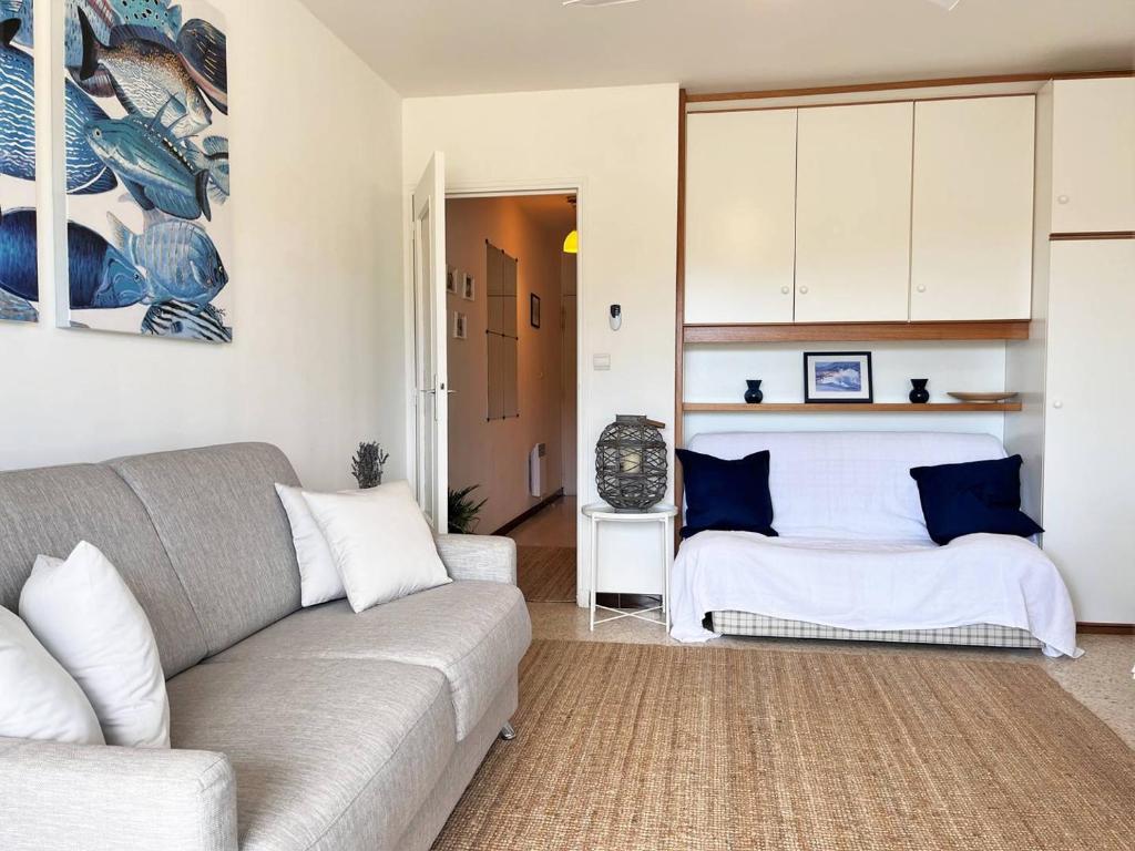 BO270-C15 Appartement Studio 3 couchages BORMES LES MIMOSAS - 3