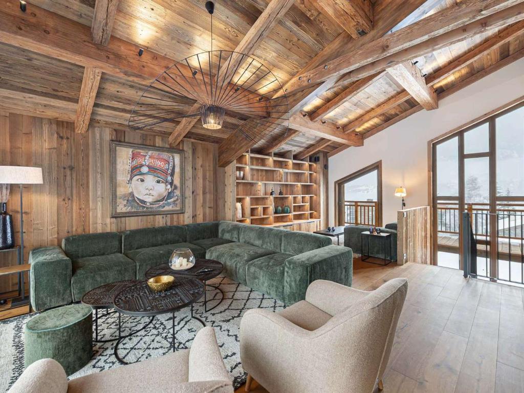 Chalet spacieux à Courchevel avec piscine et sauna - FR-1-568-27 - 1