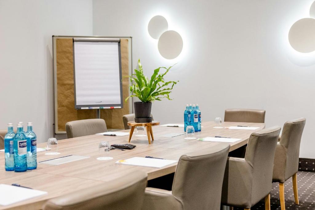 Phòng họp/ hội nghị