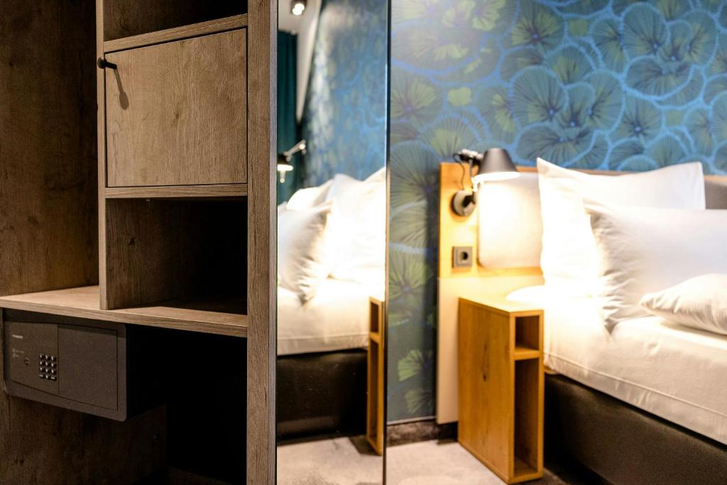 Motel One Frankfurt-Hauptbahnhof — Hotel rooms in Frankfurt am Main, Hesse