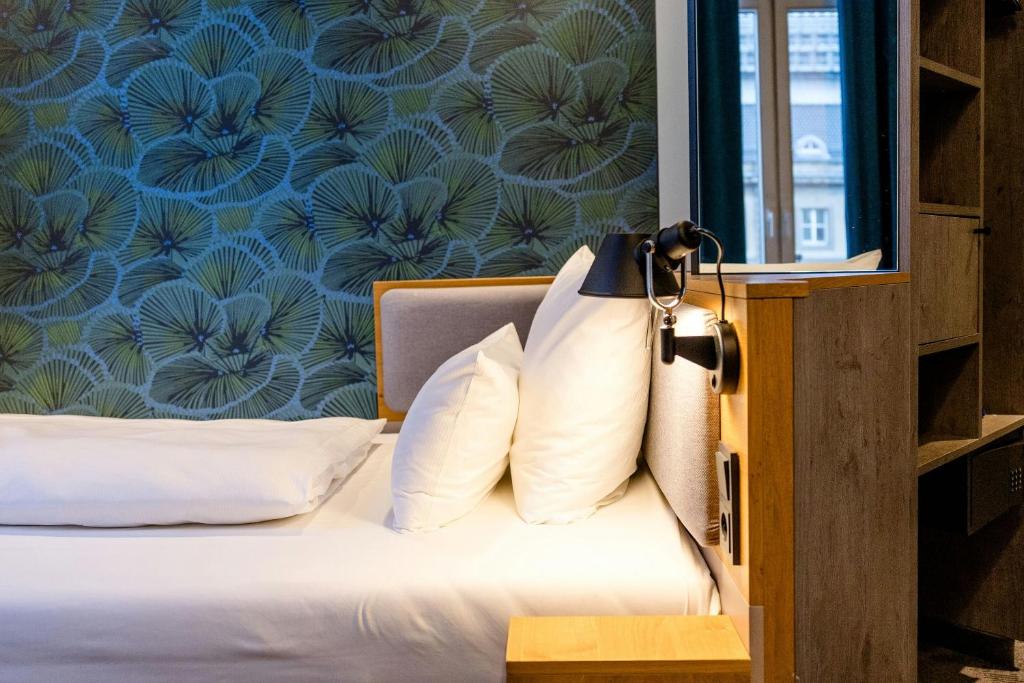 Motel One Frankfurt-Hauptbahnhof — Hotel rooms in Frankfurt am Main, Hesse