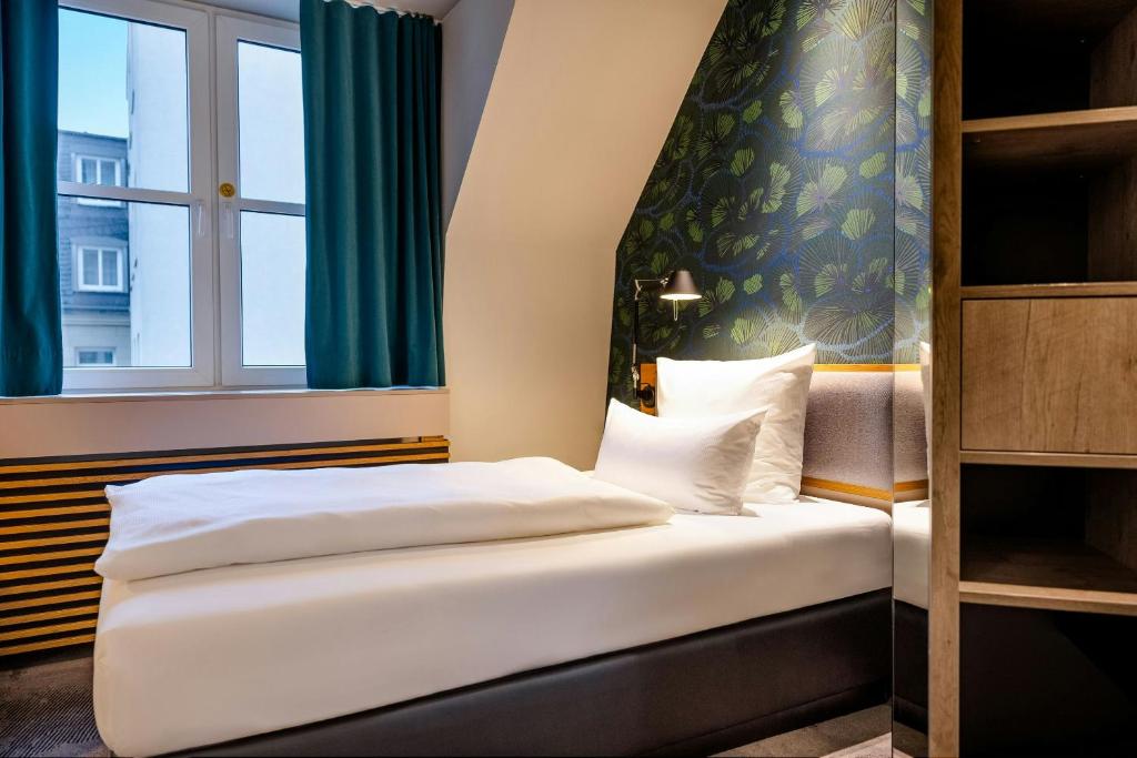 Motel One Frankfurt-Hauptbahnhof — Hotel rooms in Frankfurt am Main, Hesse