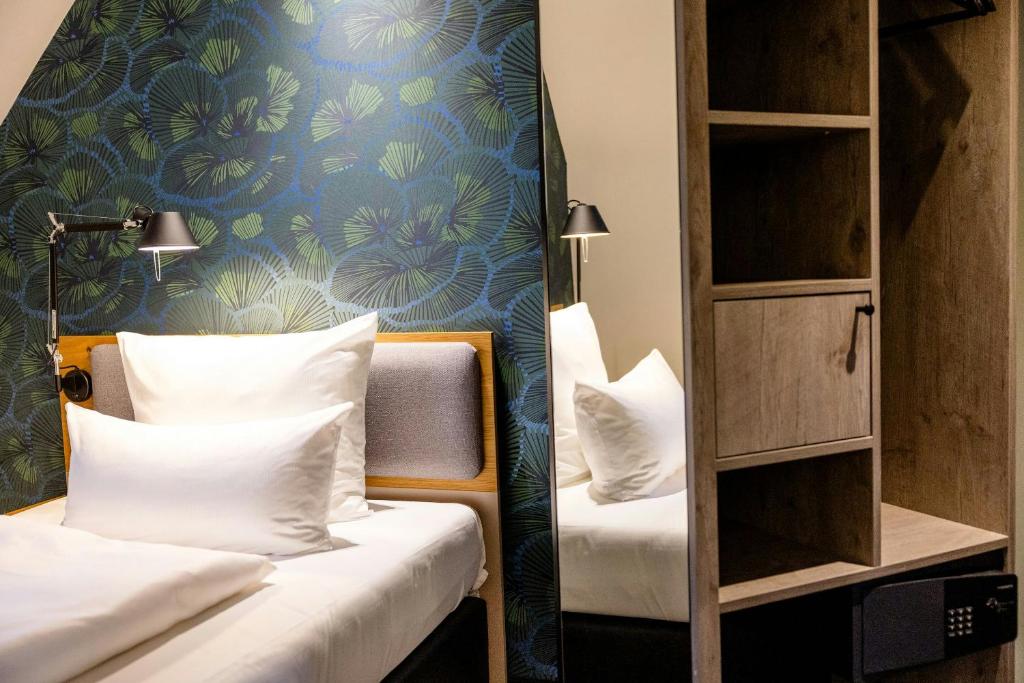 Motel One Frankfurt-Hauptbahnhof — Hotel rooms in Frankfurt am Main, Hesse