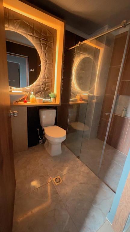 Apartasuite moderno con balcón excelente ubicación - 3