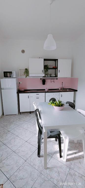 APPARTAMENTO ROSA OVER THE RAINBOW APARTMENTS Lido di Jesolo PIAZZA MAZZINI 200 MT DAL MARE - 5