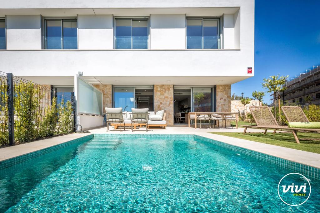 ViVi Homes - Villa Azure - Sea view - mountain view - pool - garden - 5