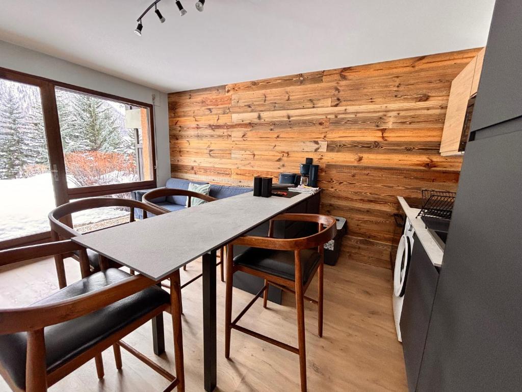 Appartement vue montagne au Monêtier-les-Bains - 1