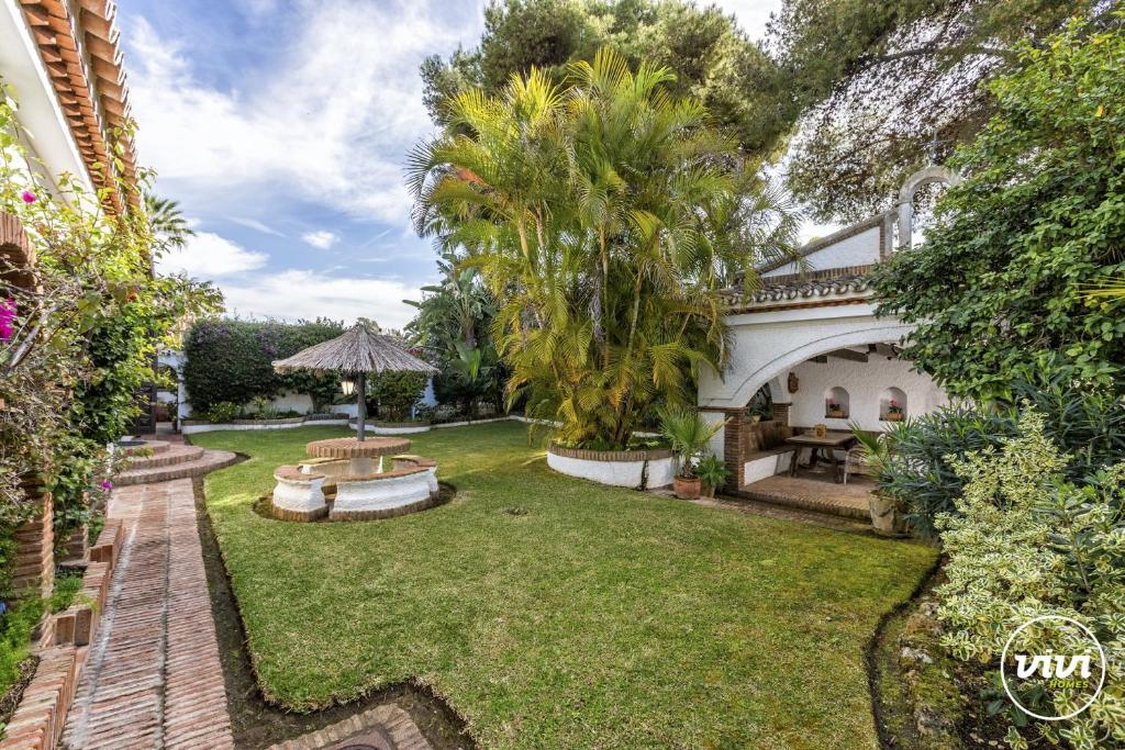 ViVi Homes - Villa Bella - Private pool - Garden - 2