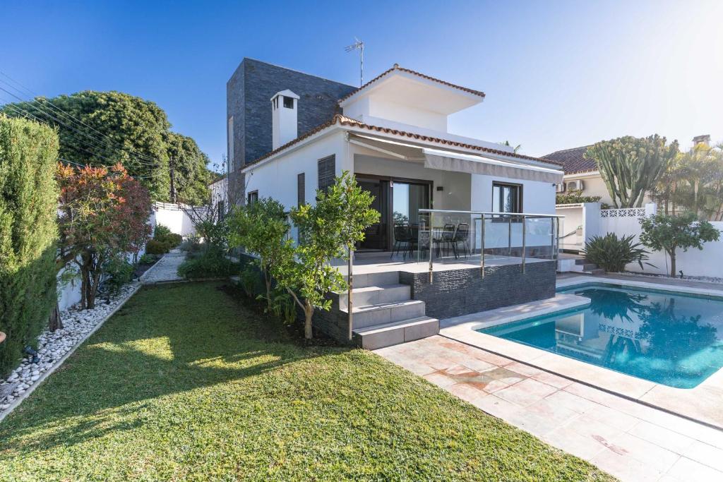 Modern Villa close to Costabella beach - 3