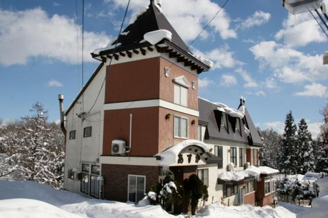 Asuka Lodge — Hotel in Hakuba