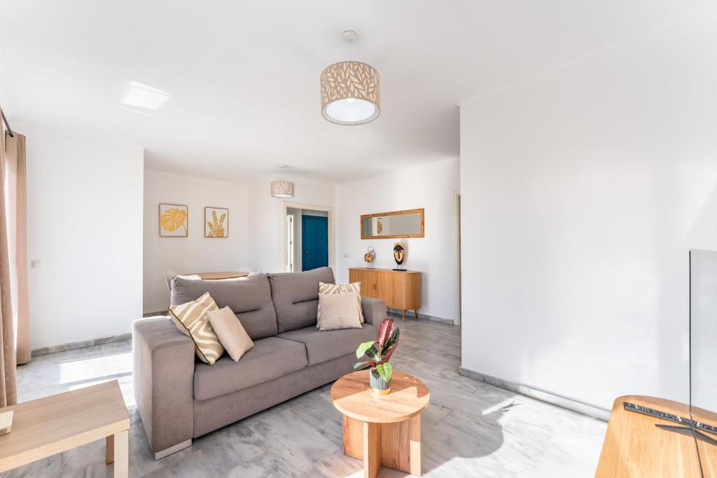 Apartamento Altos de Banús 2 - 3