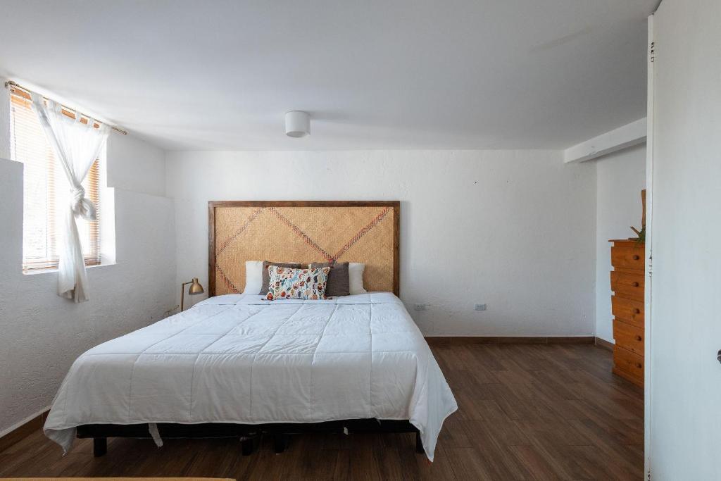Apartment Next to Callejón de los Sapos: Comfort + Parking - 3