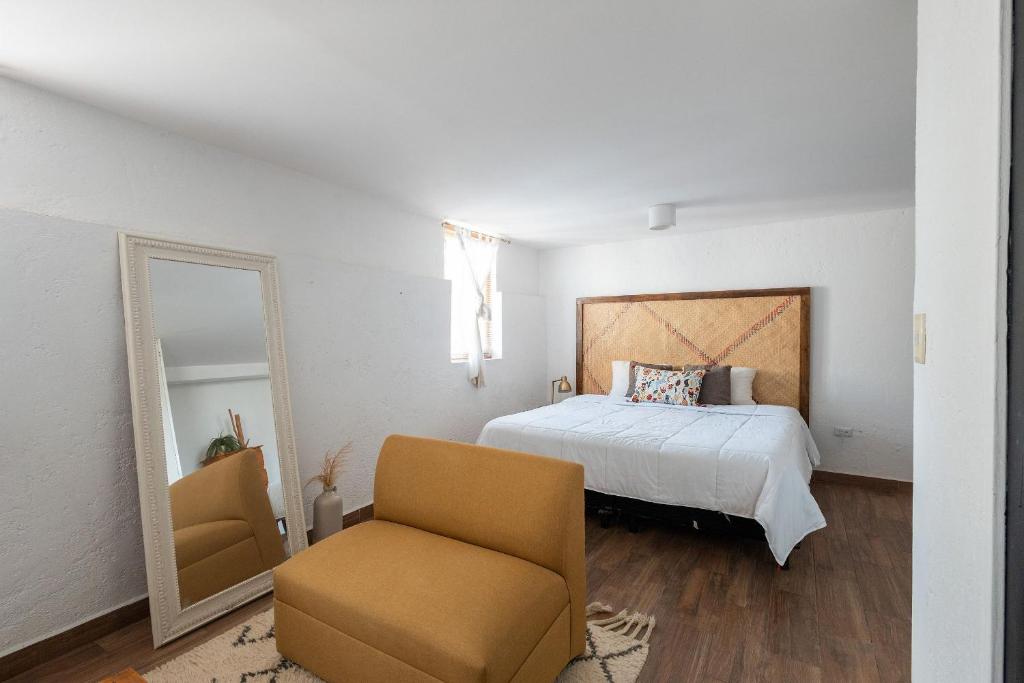 Apartment Next to Callejón de los Sapos: Comfort + Parking - 2