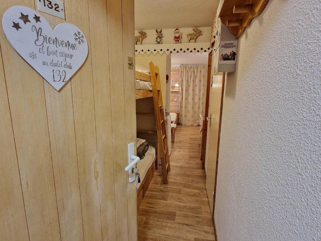 Studio charmant pour 2-3 pers. au sud de 17m² à Valfréjus - FR-1-265-237 - 2