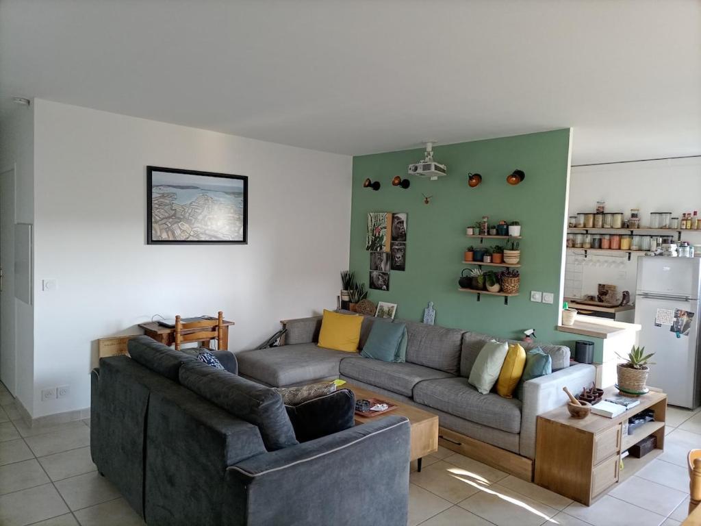 T2 lumineux balcon, parking facile, climatisation, Wi-Fi - 2