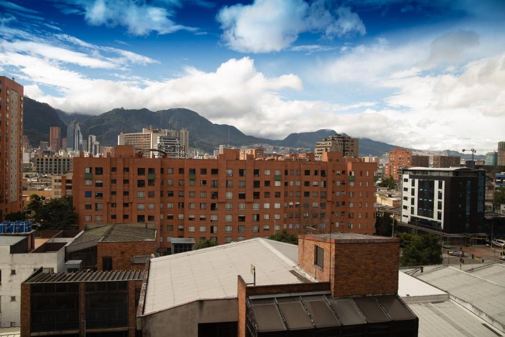 Loft Moderno con Vista a Monserrate, Cerca a Corferias Embajada USA y CAS, Petfriendly , con Parking, Centro historico y Candelaria - 5